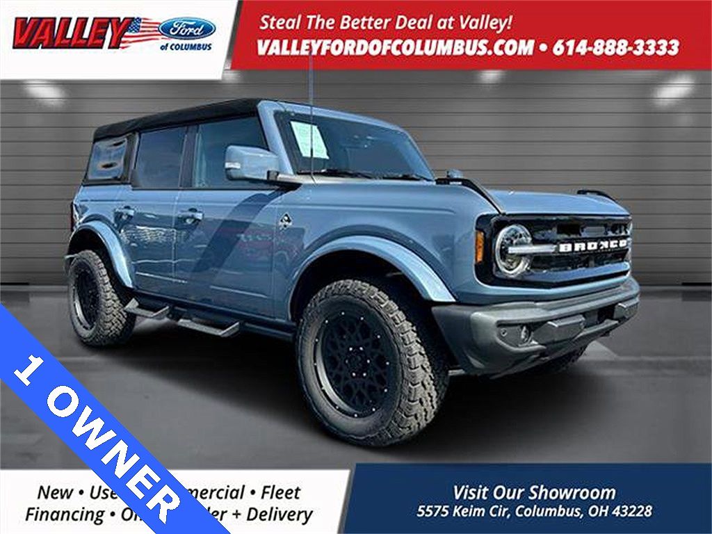 2023 Ford Bronco Outer Banks image 0