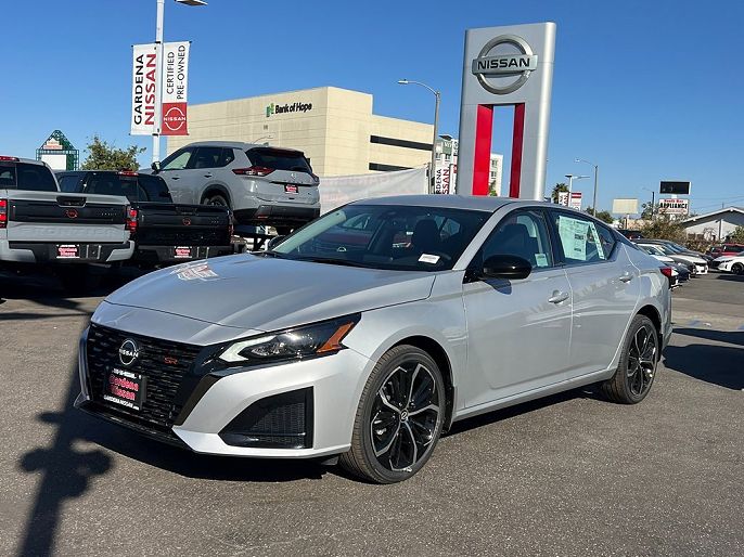 2025 Nissan Altima