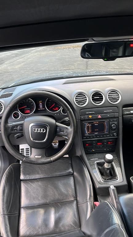 2008 Audi RS4 null image 24