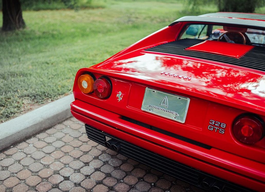 1987 Ferrari 328 GTS image 3
