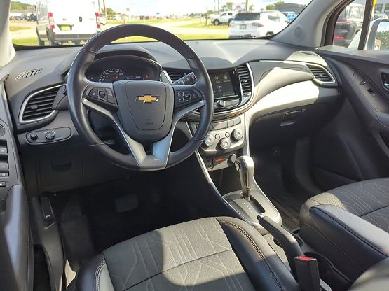 2019 Chevrolet Trax LT photo 11