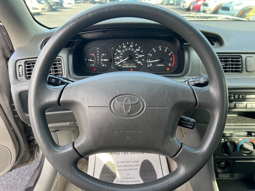 1997 Toyota Camry LE image 23