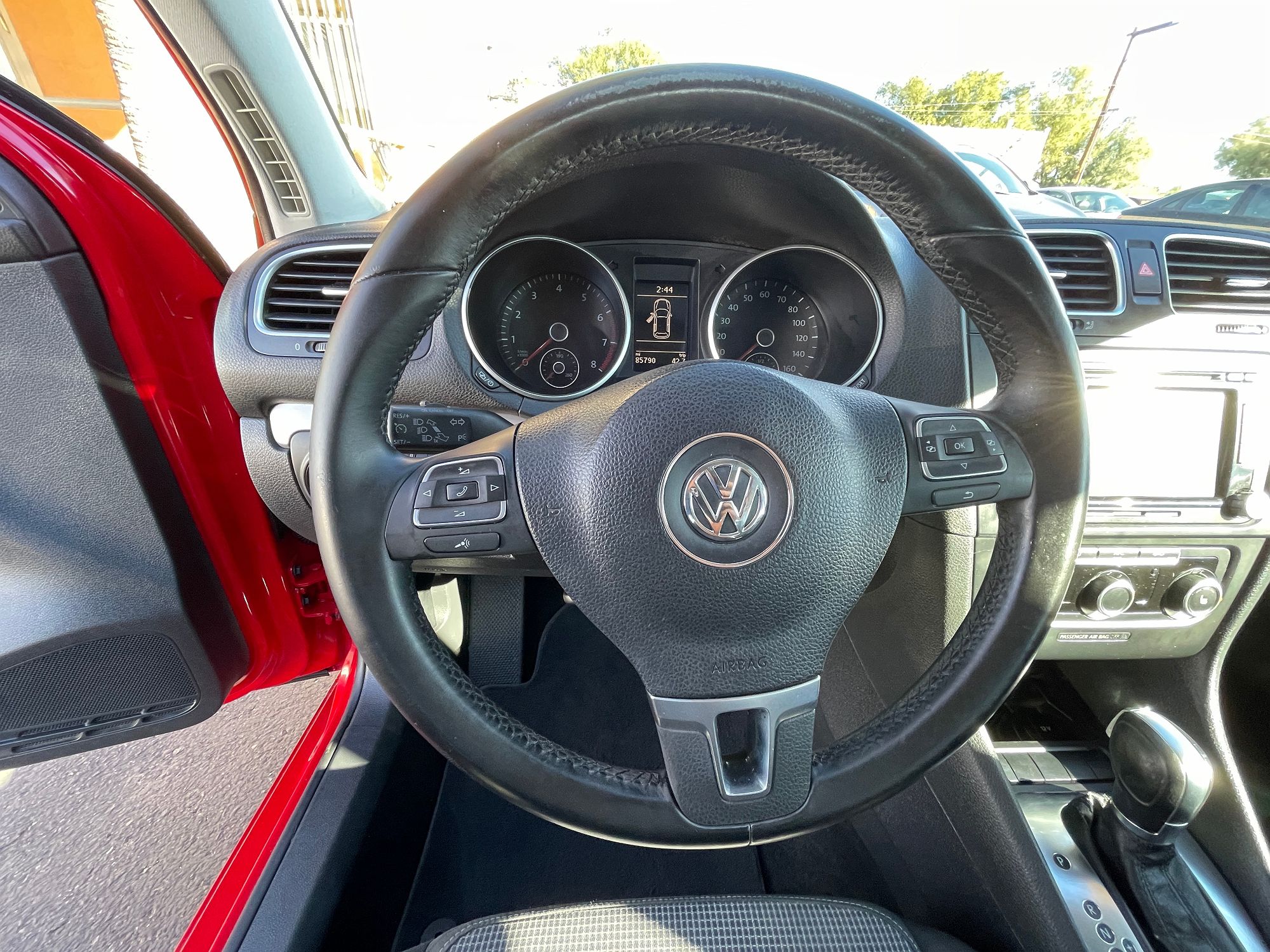 2014 Volkswagen Golf Convenience image 17