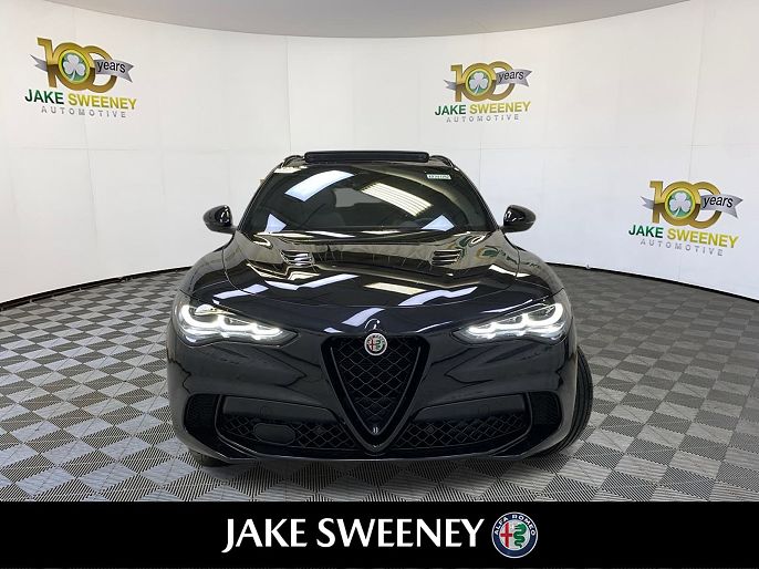 2024 Alfa Romeo Stelvio
