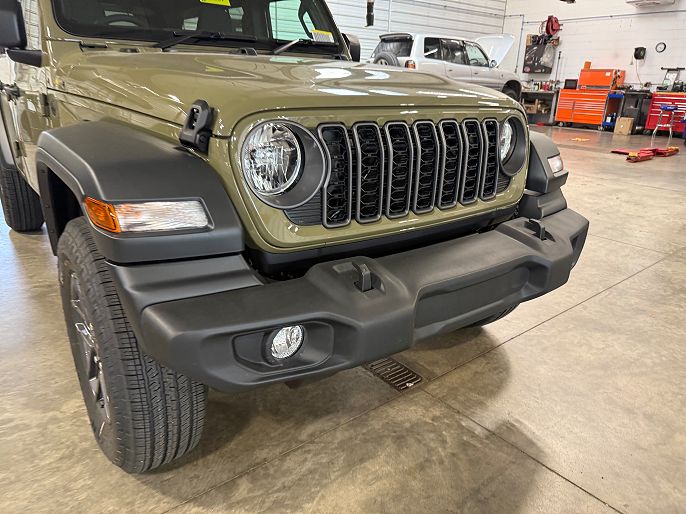 2025 Jeep Wrangler