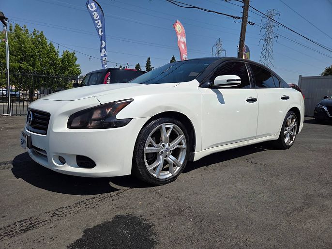 2012 Nissan Maxima