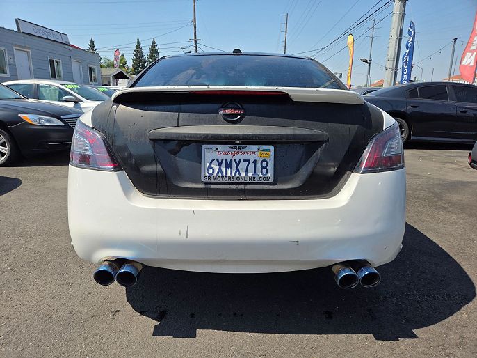 2012 Nissan Maxima