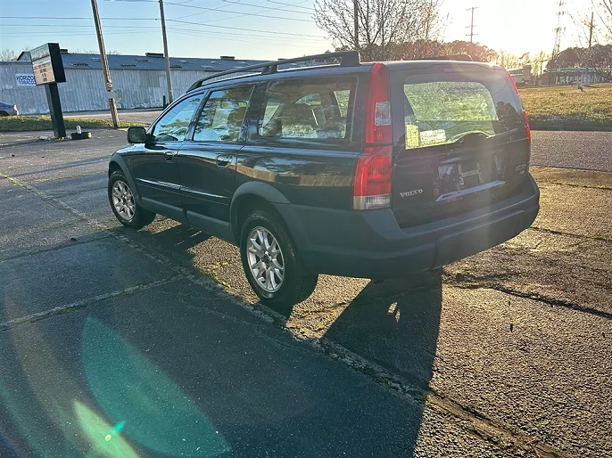 2004 Volvo XC70