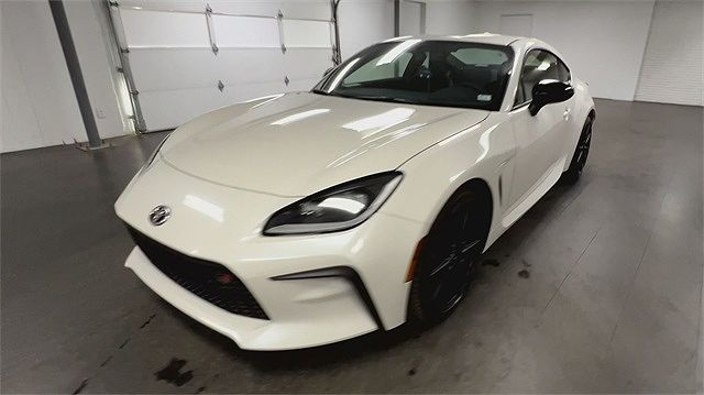 2025 Toyota GR86