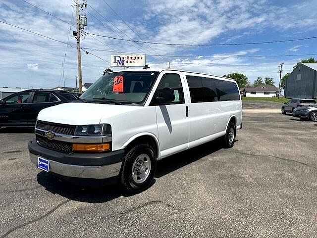 2018 Chevrolet Express 3500 image 5