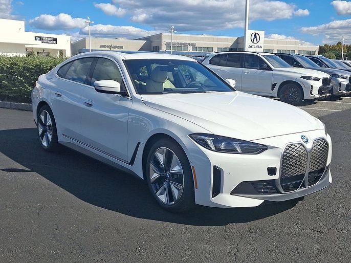 2025 BMW i4