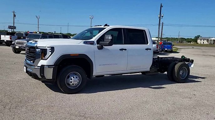 2025 GMC Sierra 3500HD