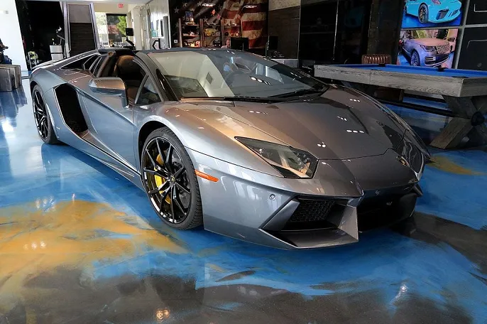 2016 Lamborghini Aventador