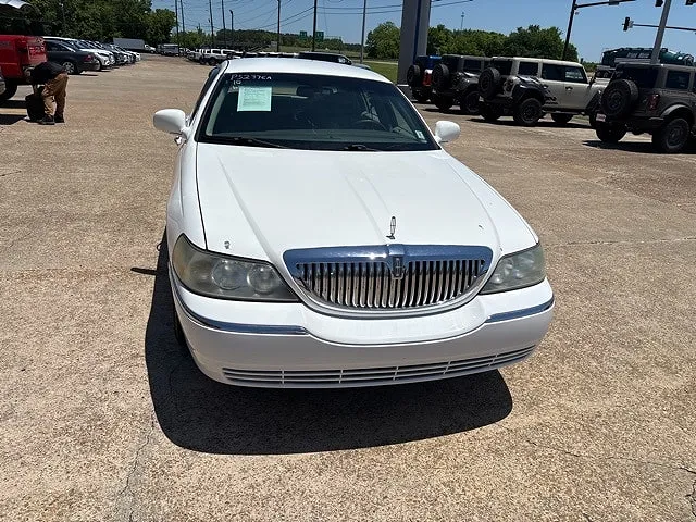 2010 Lincoln Town Car