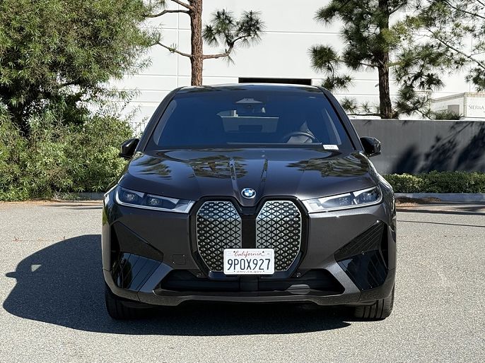 2025 BMW iX