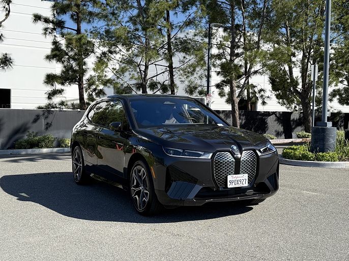 2025 BMW iX