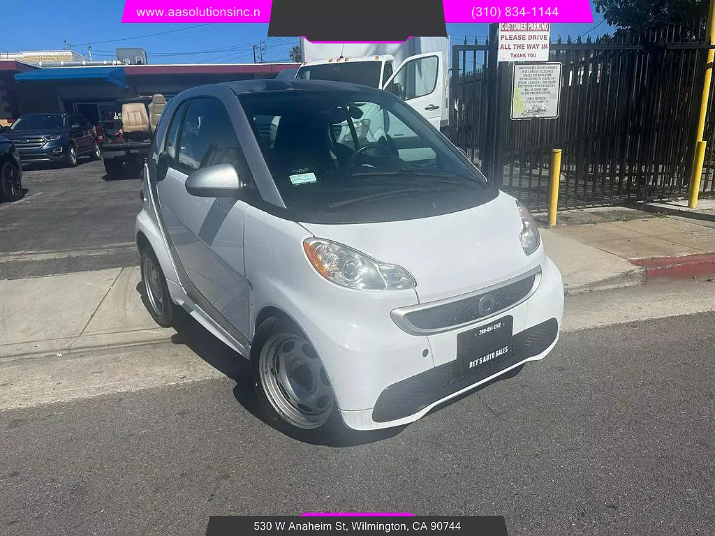 2015 Smart Fortwo Pure image 0