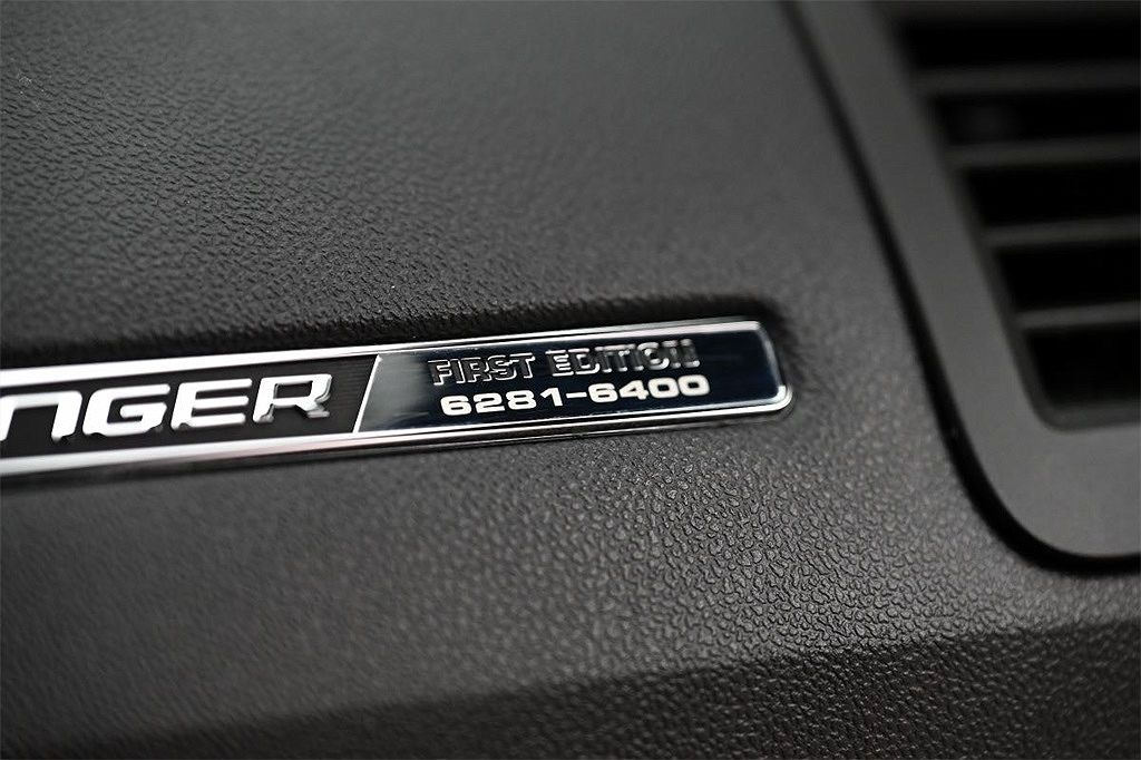 2008 Dodge Challenger SRT8 image 29