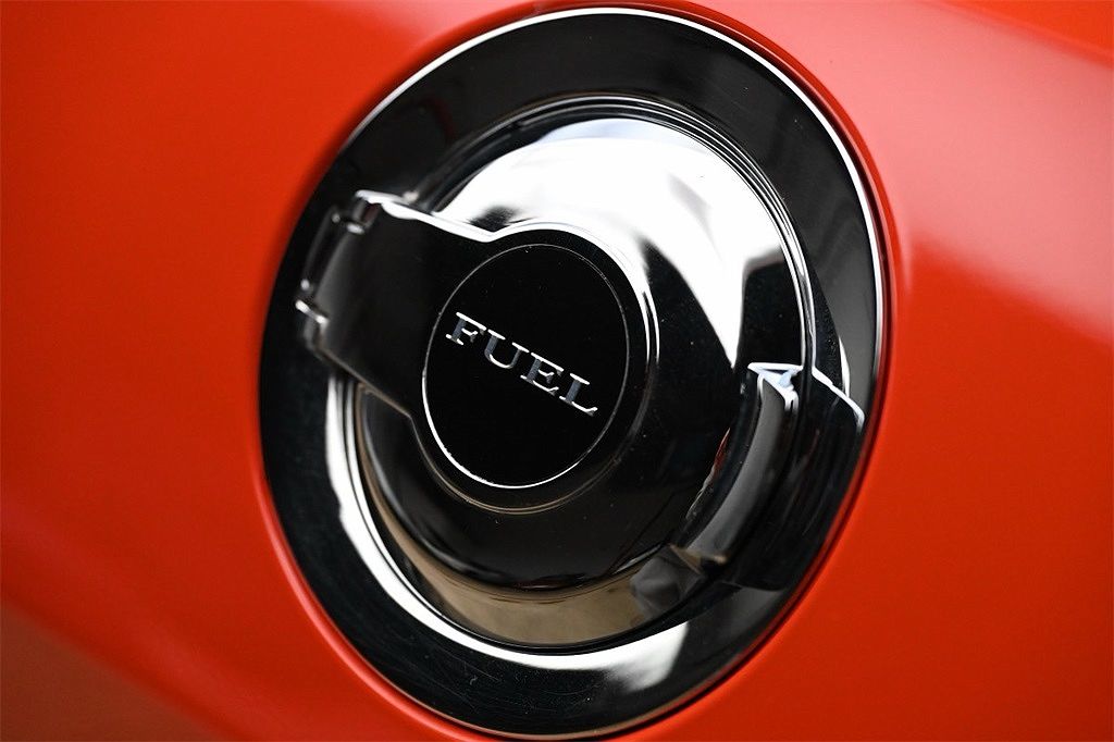 2008 Dodge Challenger SRT8 image 41
