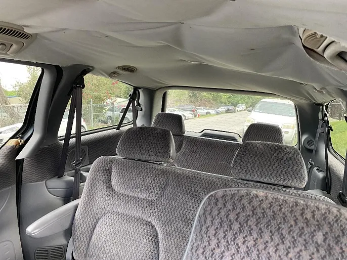 2000 Plymouth Grand Voyager