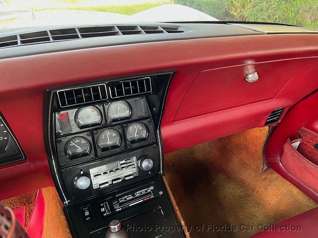 1982 Chevrolet Corvette null image 72