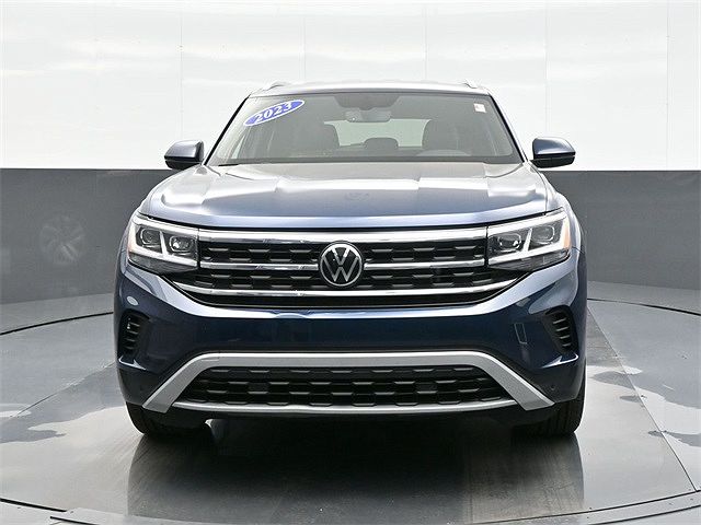 2023 Volkswagen Atlas SE image 1