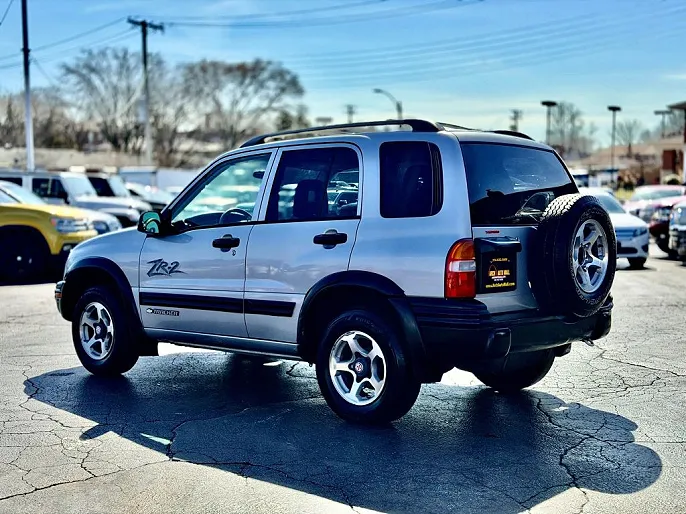 2004 Chevrolet Tracker