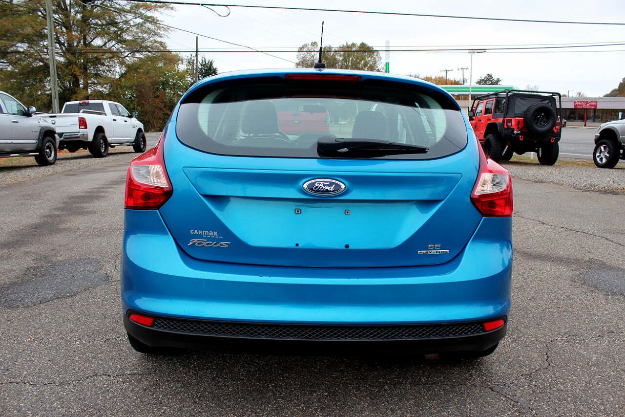2014 Ford Focus SE image 3