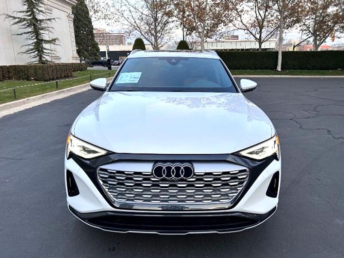 2024 Audi Q8 e-tron