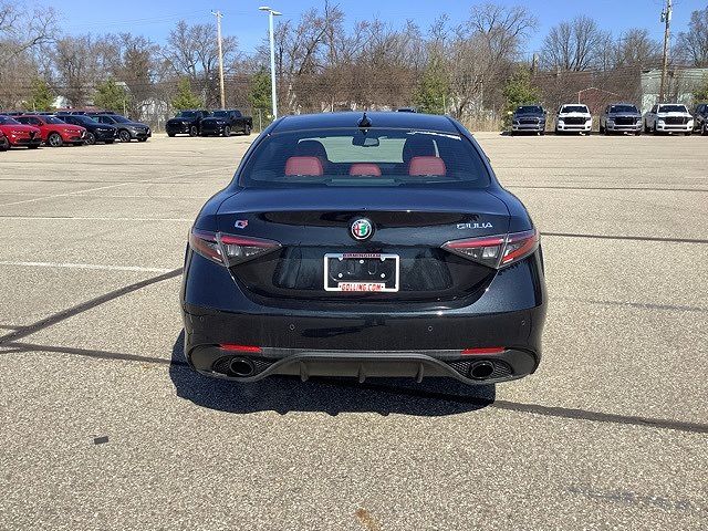 2025 Alfa Romeo Giulia