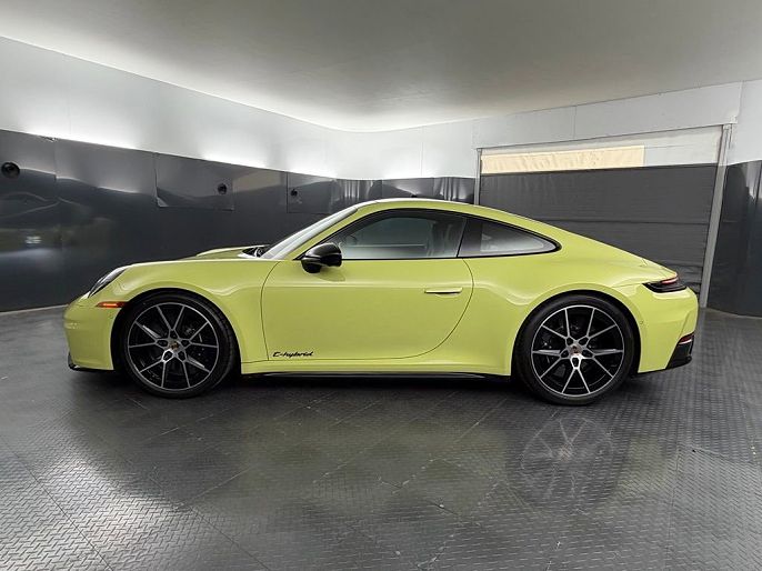2025 Porsche 911