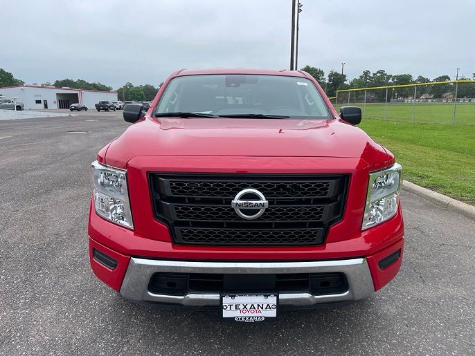 2022 Nissan Titan
