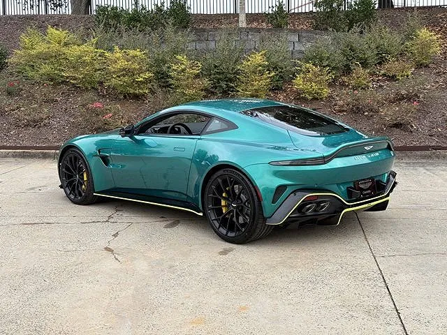 2025 Aston Martin V8 Vantage