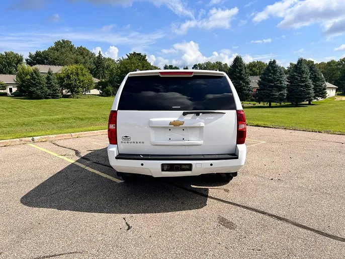 2011 Chevrolet Suburban 2500