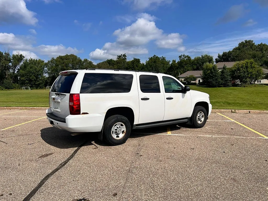 2011 Chevrolet Suburban 2500