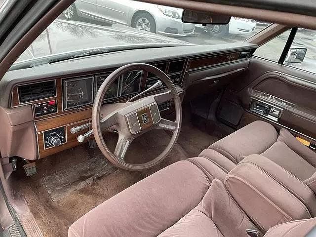 1988 Lincoln Town Car Signature image 14