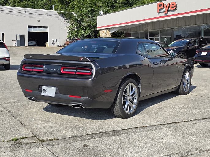2022 Dodge Challenger
