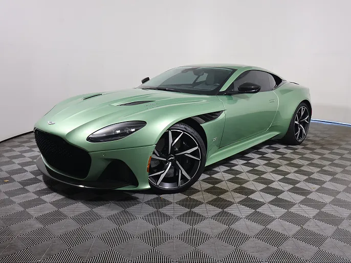 2019 Aston Martin DBS