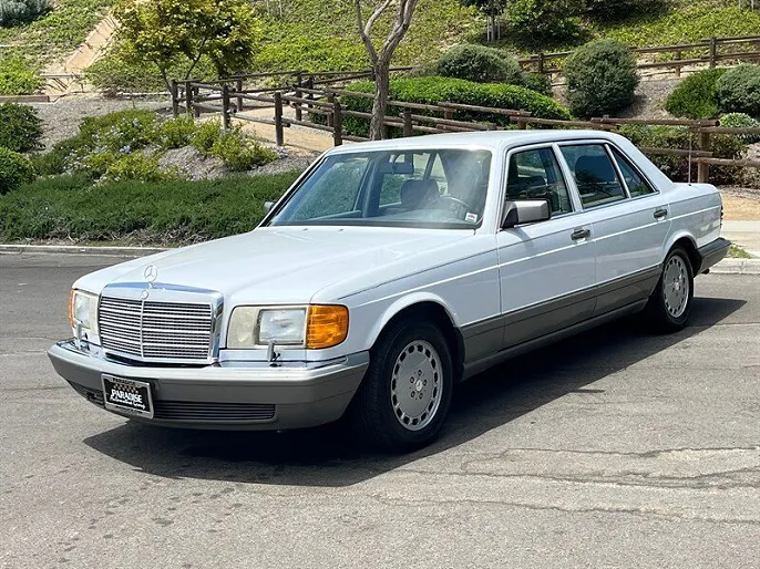 1987 Mercedes-Benz 560