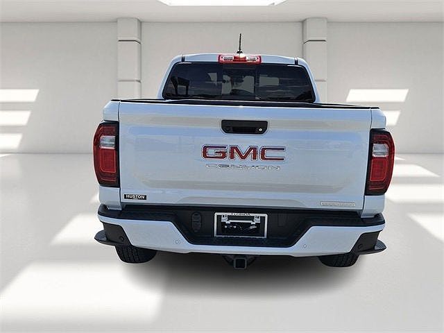 2025 GMC Canyon