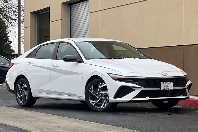 2025 Hyundai Elantra