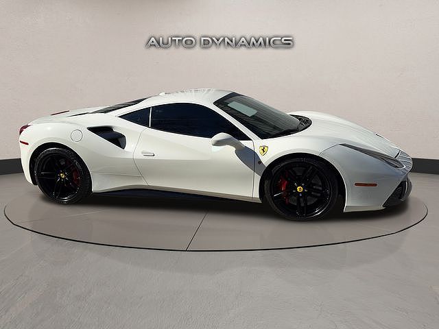 2016 Ferrari 488