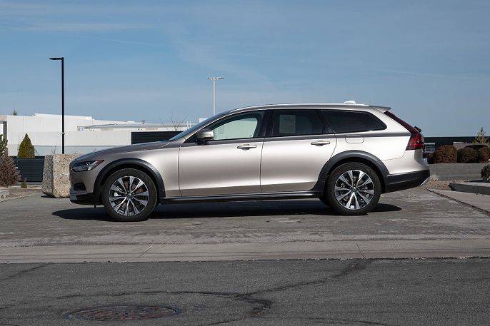 2024 Volvo V90
