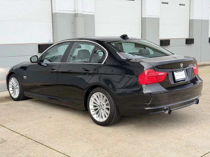 2011 BMW 3 Series