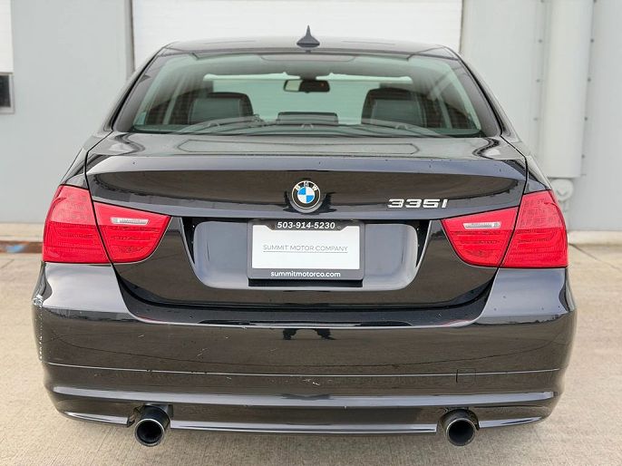 2011 BMW 3 Series