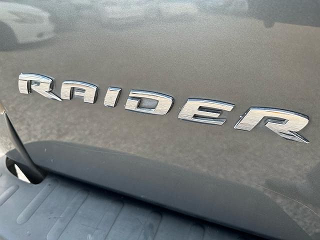 2008 Mitsubishi Raider LS image 7