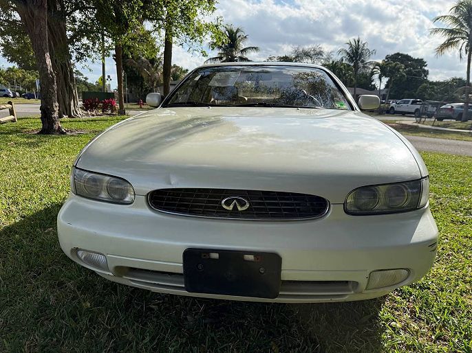 1994 Infiniti J30
