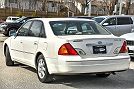 2000 Toyota Avalon XLS image 3