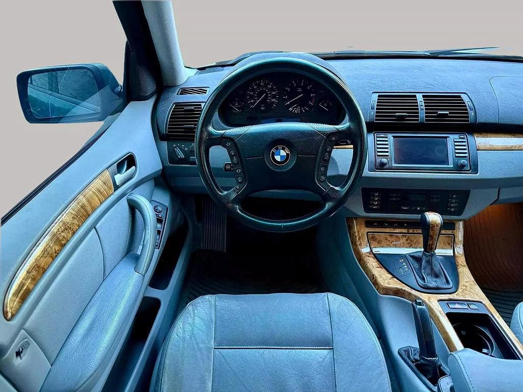 2002 BMW X5 3.0i image 15