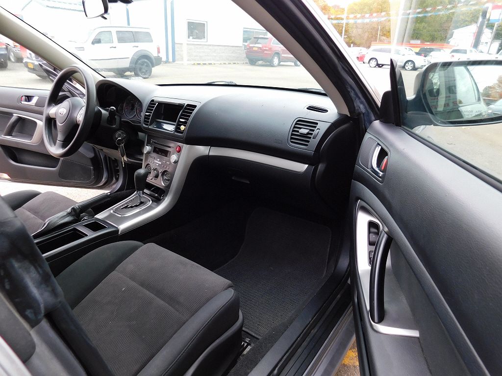 2008 Subaru Legacy 2.5i image 11